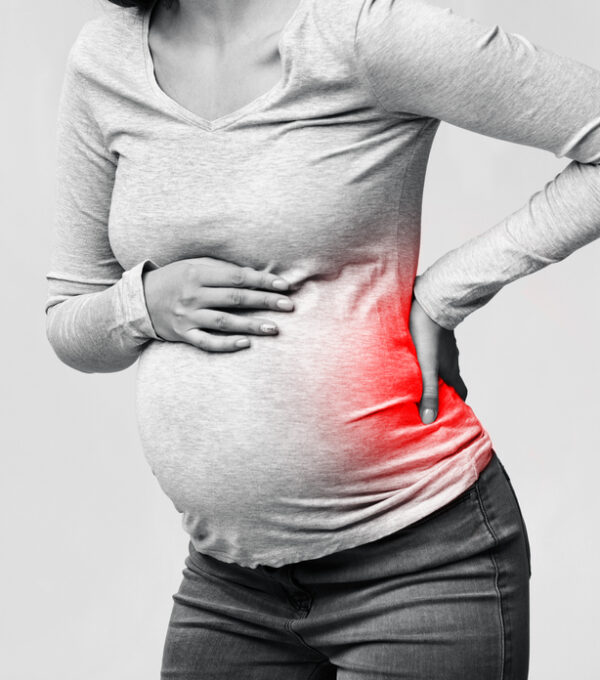 کمر درد در اوایل بارداری و 2 علت اصلی